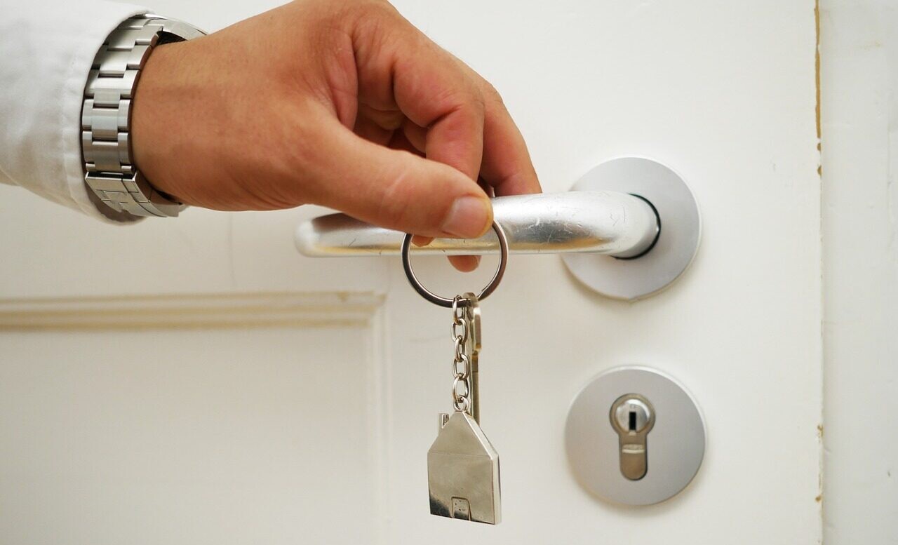 The Eastern Cape Department of Human Settlements and Public Works will construct over 200 housing units