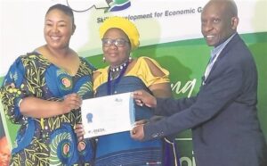 Informal traders receive business management training
