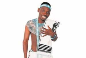 Former presenters to start online radio
