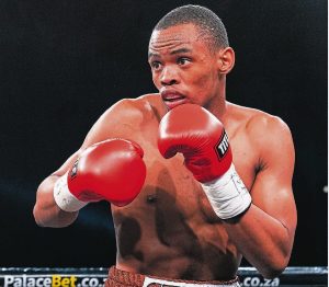 EC boxer makes a comeback to fight for middlewight title