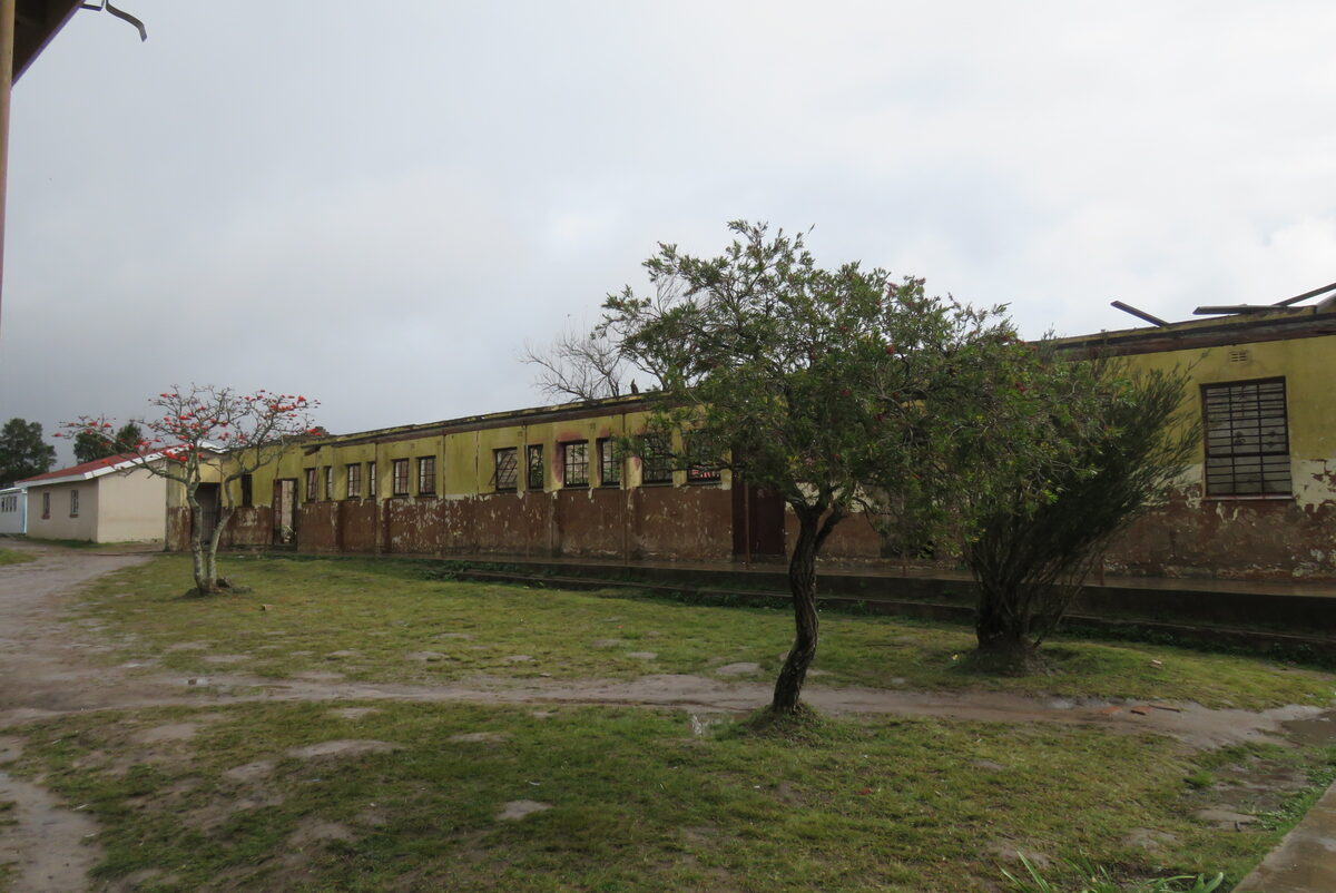 Ngqeleni community rallies behind burnt school