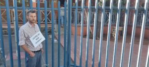 NC department promises payment after consultant chains himself to fence