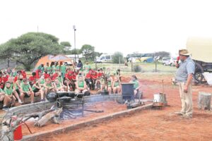 Fees laat geskiedenis herleef