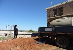 Warrenton se druppels water verdwyn in lekplekke