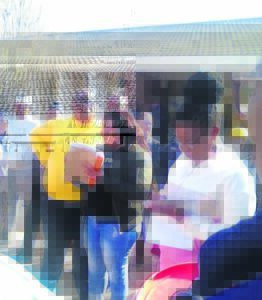 Warrenton in maand 6 van waterkrisis