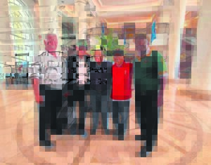 Legendes vereer met besoek