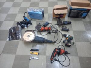 Oortreders loop rieme styf