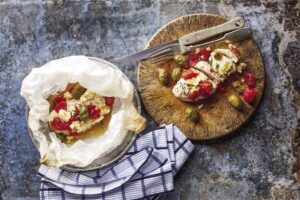 Pakkies met hoender, olywe, feta en pikantrissie