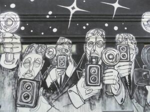 Interdik toegestaan teen vroue wat outeursreg skend