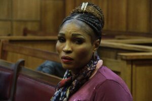 Brand-moordverhoor: Verdagte deur polisiehond platgetrek