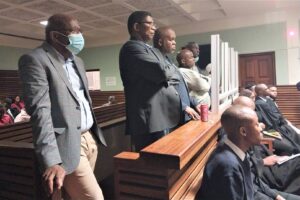 Waarnemende gesondheidshoof en ander doen aansoek om borgtog