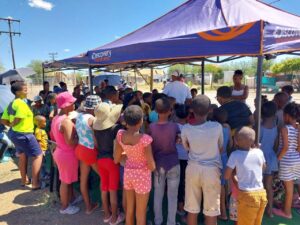 Kinders vier Kersfees