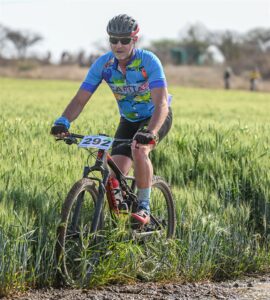 Deel in naweek van trap, draf, pretaktiwiteite en help kinders in nood