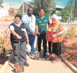 Keimoes: Bome simbolies van nuwe hoop