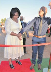 Roodepan se Liesbet op die rooi tapyt