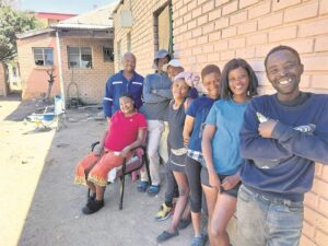 ‘Só bestaan ons nie eintlik’