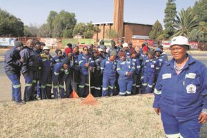 Span hou stad skoon, vee verslawings weg