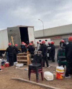 Rooimiere breek ‘neste’ in Kuruman af