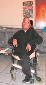 ‘Steek hand uit; maak ander se nood ligter’