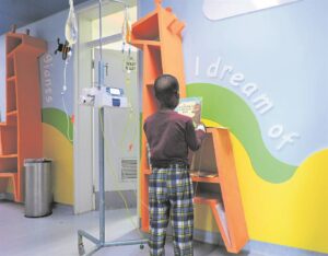 Kindersaal benodig boeke vir leë ure