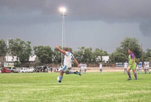 Upington/Kuruman: Klubrugby skop af