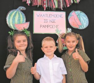 Foto-beeld: Leer lesse op hul eerste skooldag