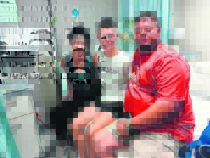 Pa jaag 120 km ver ná pofadder seun pik