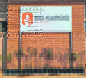 Eerste Orania-kareebome kry hul nuwe tuiste