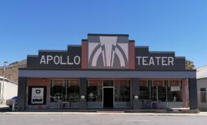 Victoria-Wes se Apolloteater skitter steeds