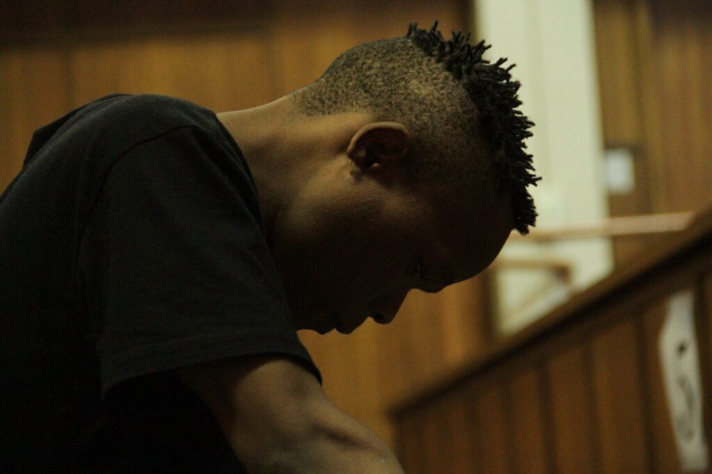 Donald Seoleseng in die hooggeregshof ná die uitspreek van die vonnis. 