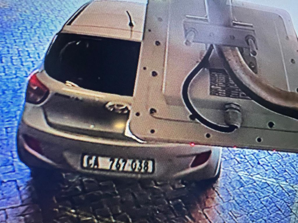 Chantal Pelser se voertuig, ’n Hyundai i10, is Sondag (25 Mei) omstreeks 13:00 in Bruitengrachtstraat in die Bo-Kaap in die rigting van Kloofnekweg, Kaapstad, laas gesien. Sy kon sedert dieselfde dag van 15:00 af nie weer op haar selfoon bereik word nie.