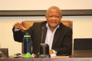 Top officer accuses Minister of Police of corruption