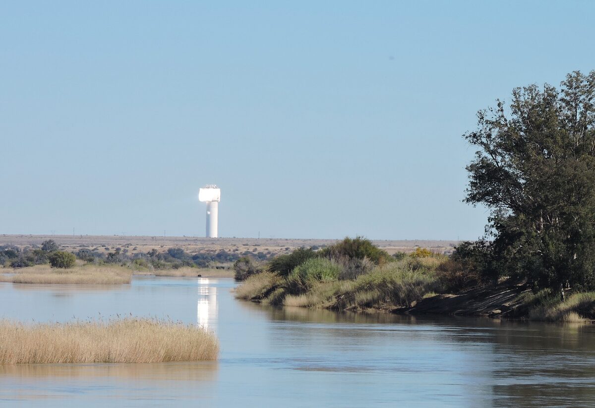FOTO | Blinkoog skyn ‘Ou Blinkoog’ oor Oranjerivier