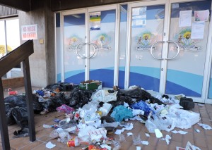 Stadsbestuurder het sewe dae om te sê waarom hy nie geskors moet word nie