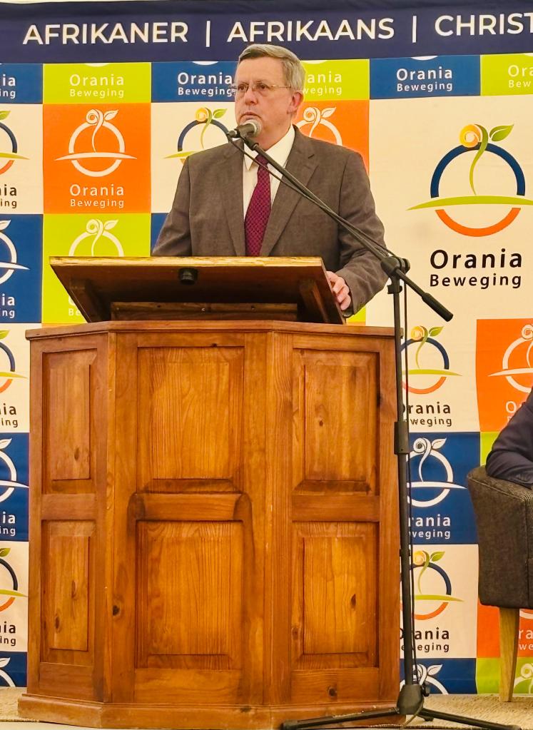 Dr. Danie Langner, uitvoerende hoof van die FAK, tydens sy toespraak op 10 Oktober. (Foto: Magdeleen Kleynhans)