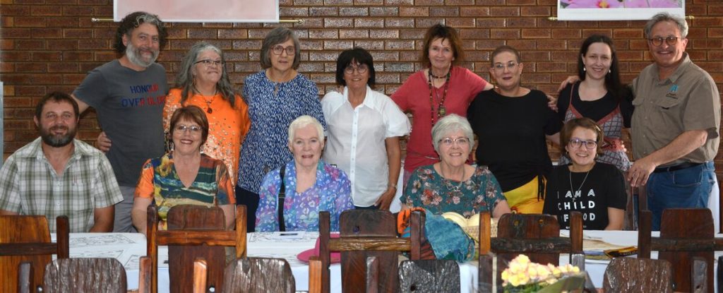 Skrywers by die boekemiddag. 