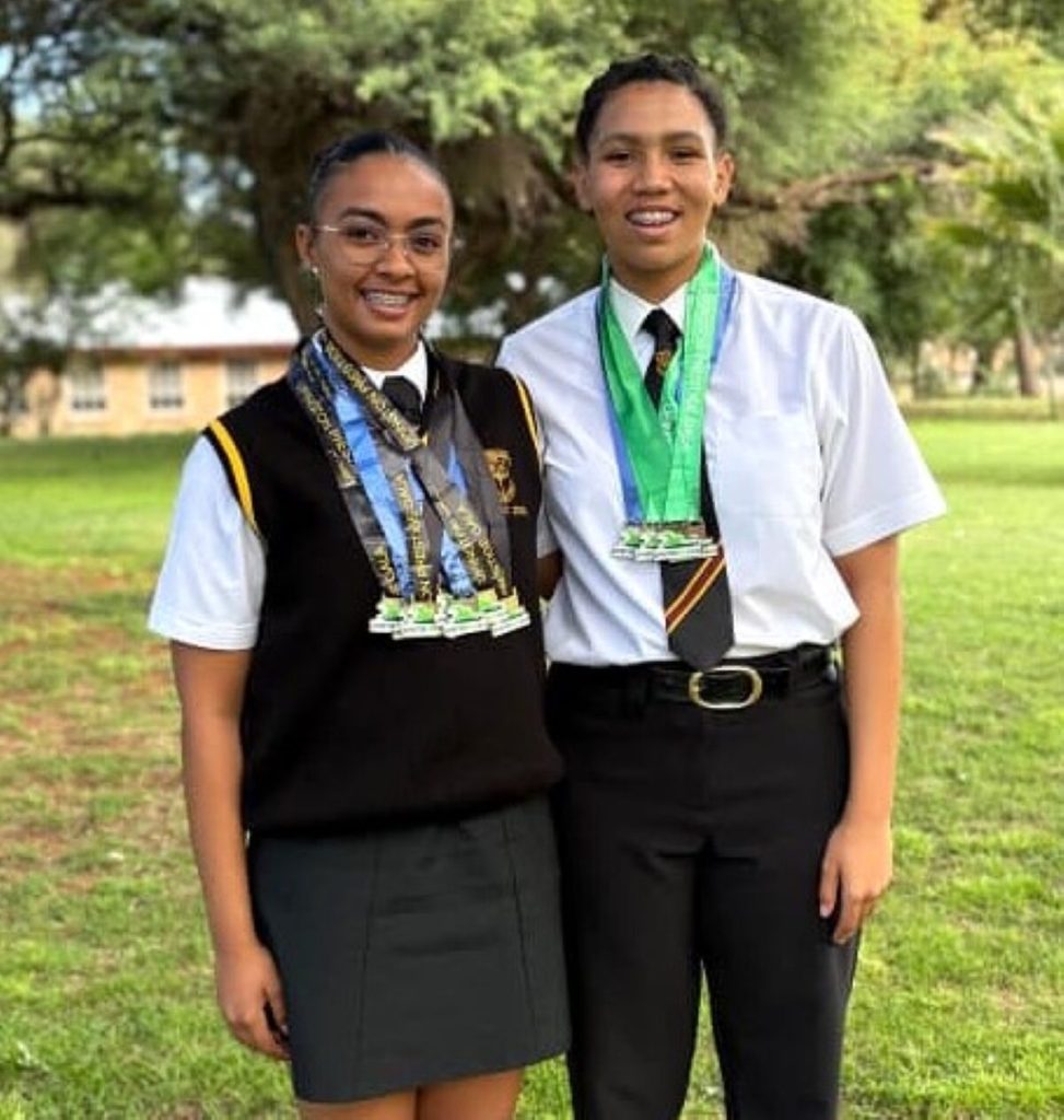 Swemmers van die Hoërskool Kalahari. 