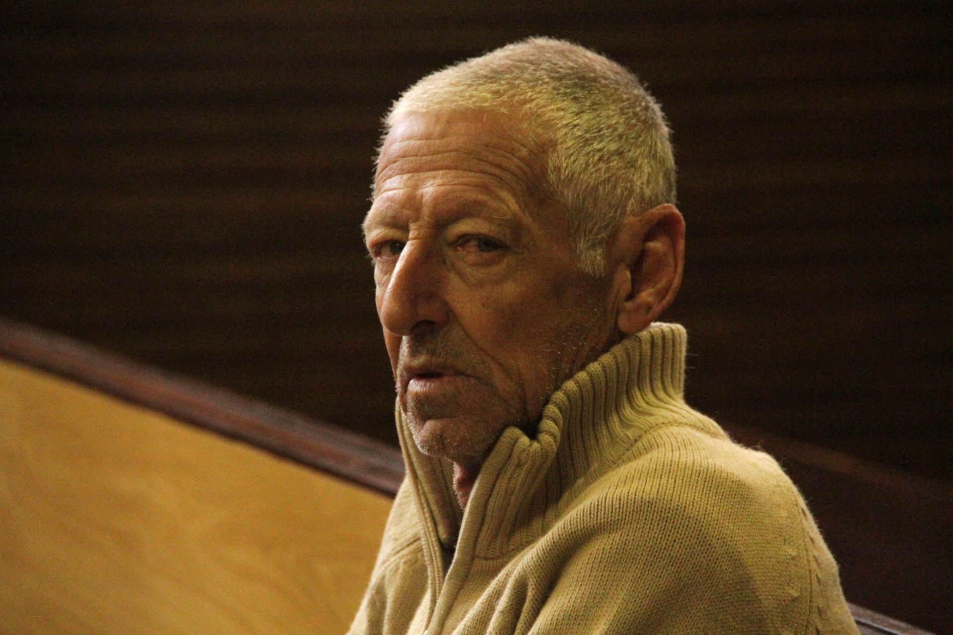 Man kry vier jaar gevangenisstraf nadat hy suster doodslaan en -skop