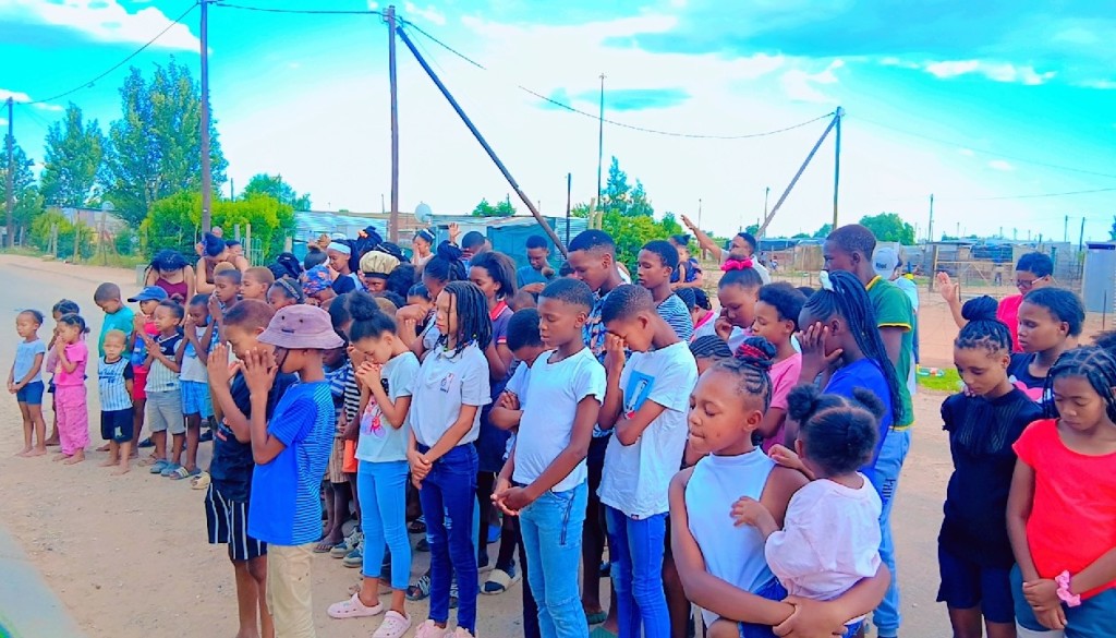 Hopetown Back to School