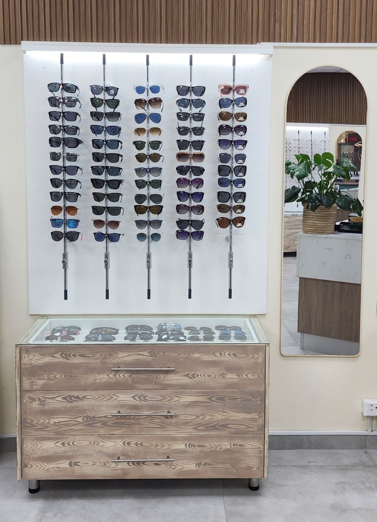Eyecatchers is in die Kathu Village Mall.