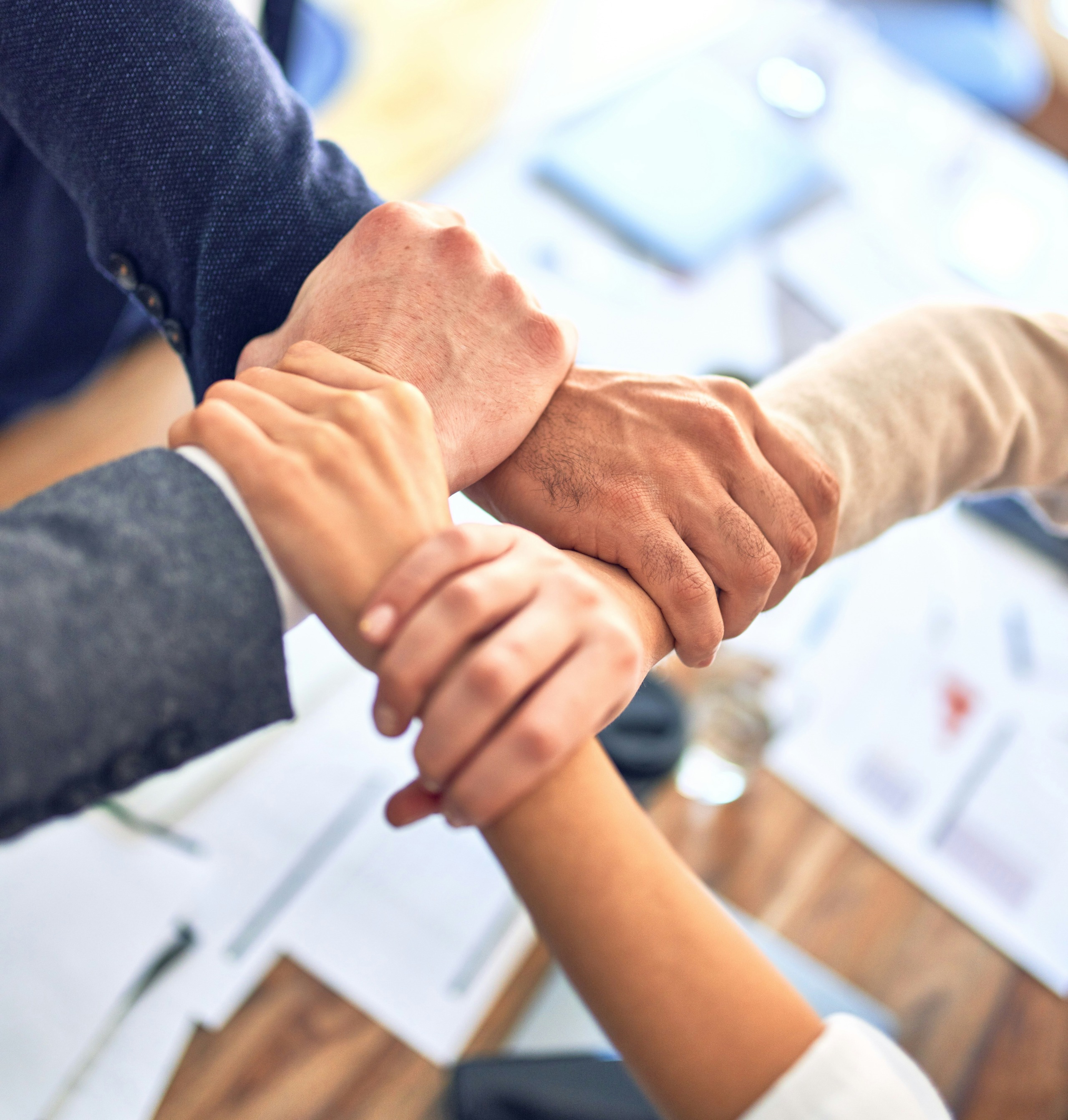 KAMEELDORING | Geeneen is ‘n eiland nie – ons het mekaar nodig