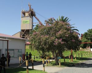 Unions outraged as Ekapa Mine enters liquidation with five miners still trapped underground