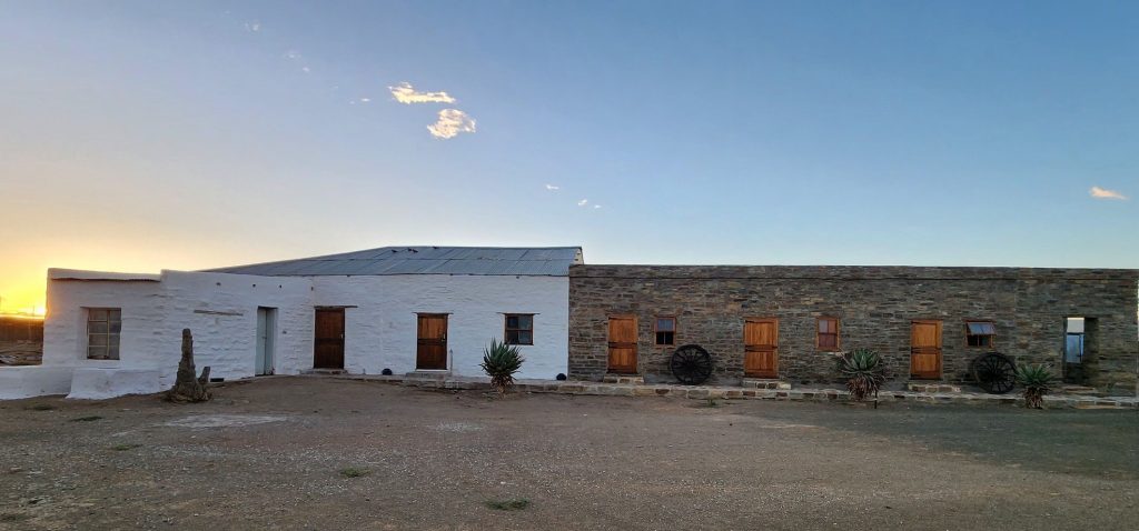 Middelpos se fabrieksgebou