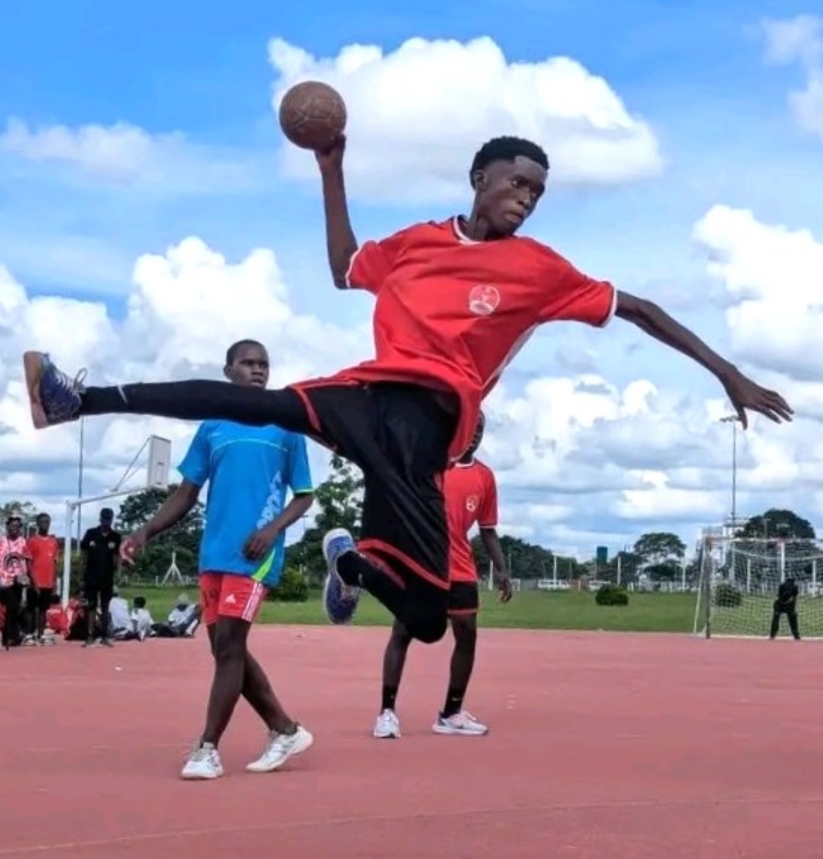 Handbalspeler van Zambië in aksie.