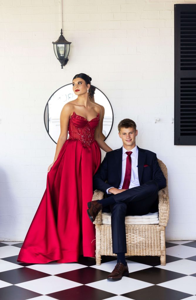 Alexis Uys en Juan du Plessis van die Hoërskool Diamantveld. FOTO: Ligkuns