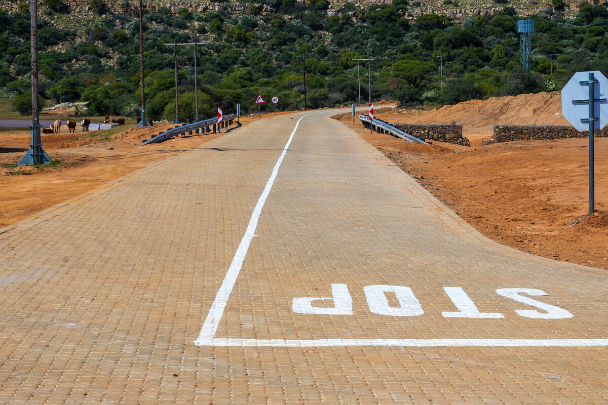 The newly established Kiang-Kop Road.