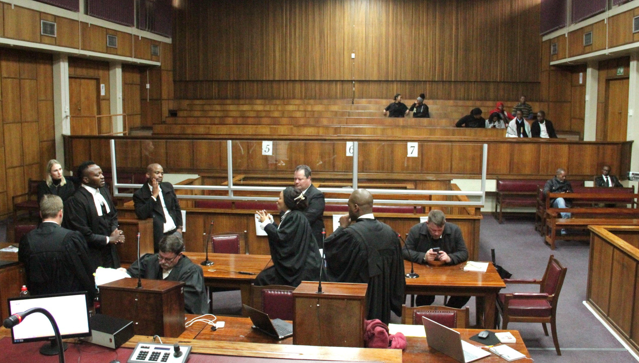 Regstryd om Kimberley se ‘munisipale geldkoffer’ verdiep