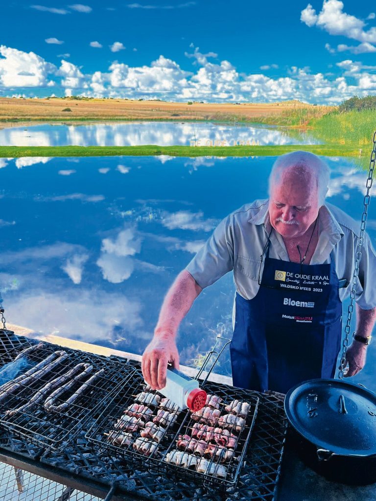 Gerhard Lombard berei vleis voor.