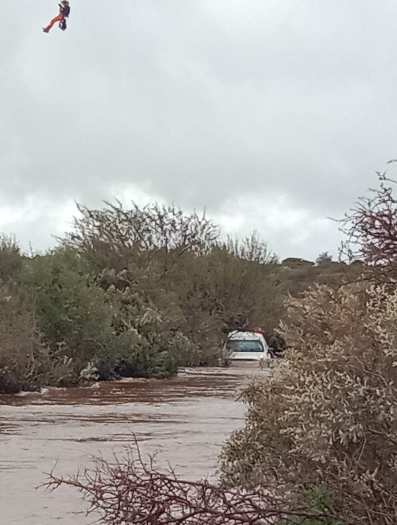 Rescue between Kathu and Postmasburg after flooding.