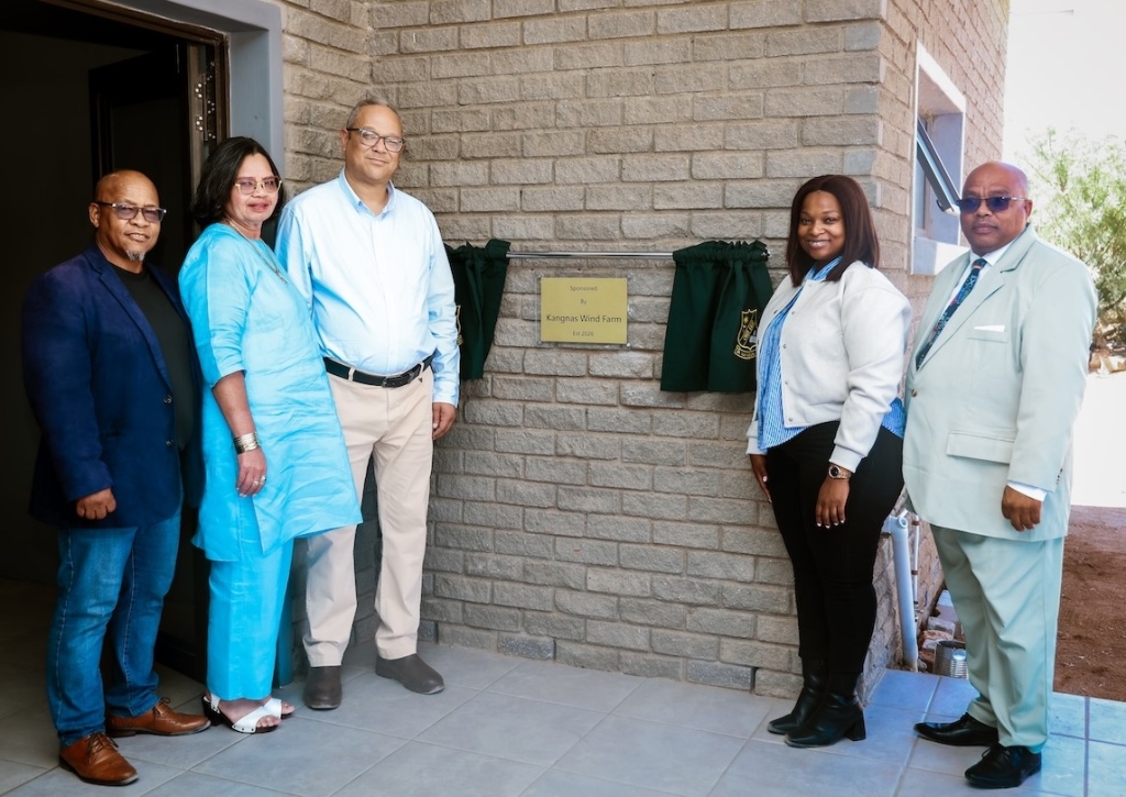 Stakeholders at the ribbon-cutting ceremony of the newly completed school hall of Dr Izak van Niekerk Primary School in Springbok. PHOTO: Supplied